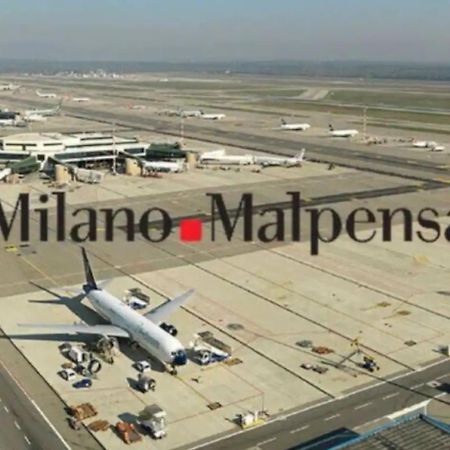 10' Da Malpensa & 1' Dalla Stazione TreniShuttle Apartment Somma Lombardo Ngoại thất bức ảnh